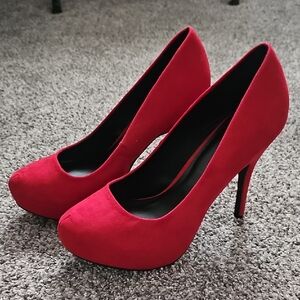 Elegant Red Suede 4" Plarform High Heels